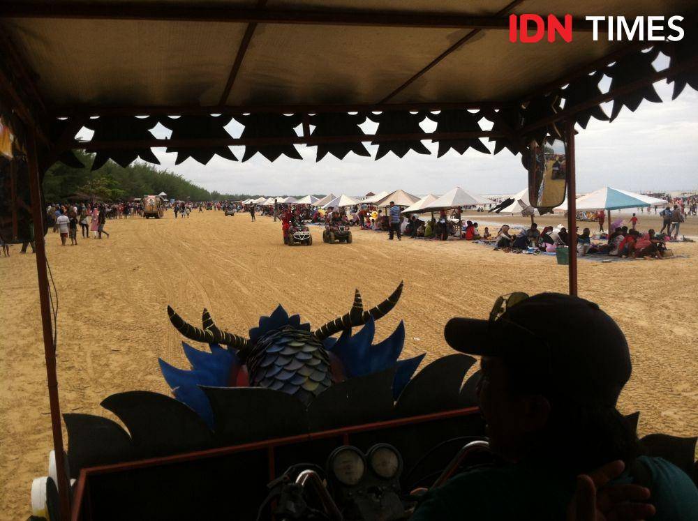 Pantai Karang Jahe yang terletak di Desa Punjulharjo Kecamatan Rembang, Kabupaten Rembang. IDN Times/Aji
