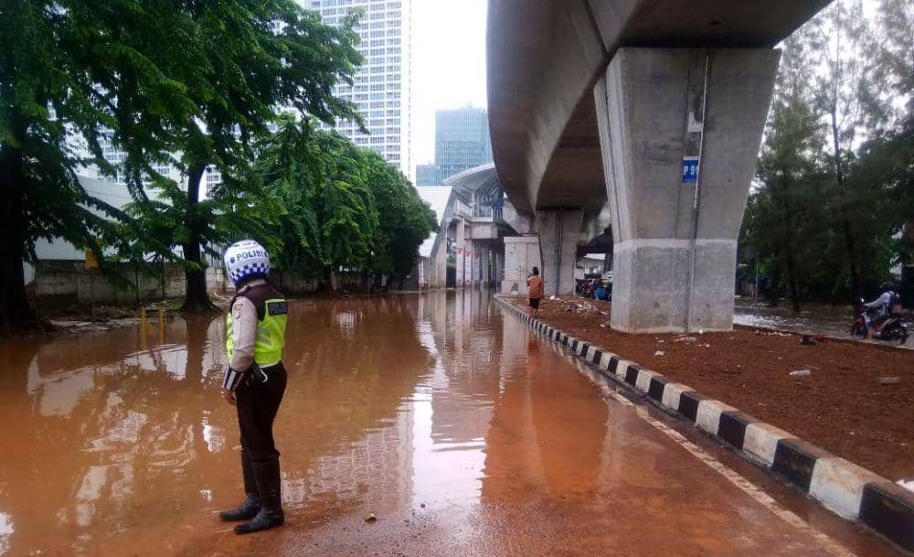 Jalan Kayu Putih, Twitter/@TMCPoldaMetro