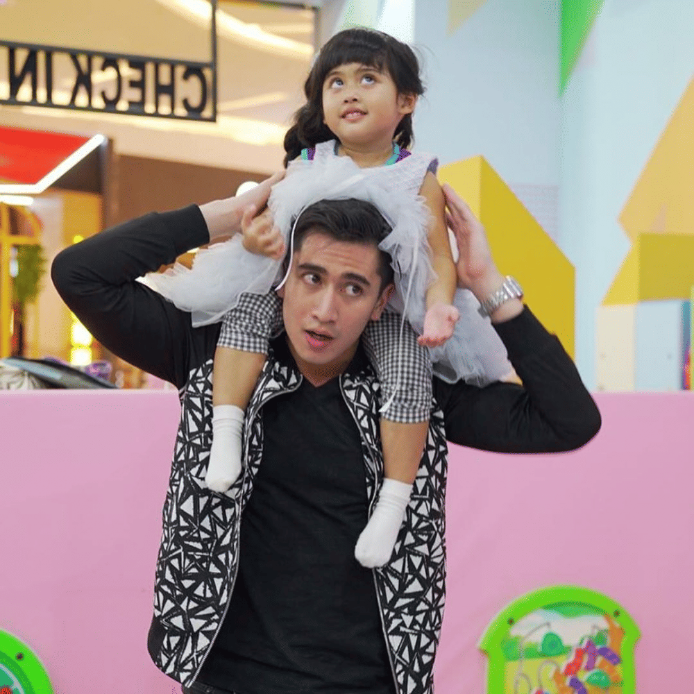 Instagram.com/vaniaathabina24