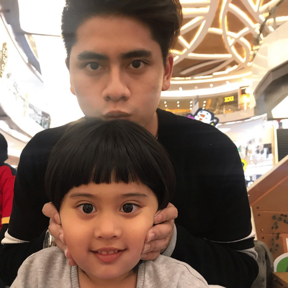 Instagram.com/vaniaathabina24