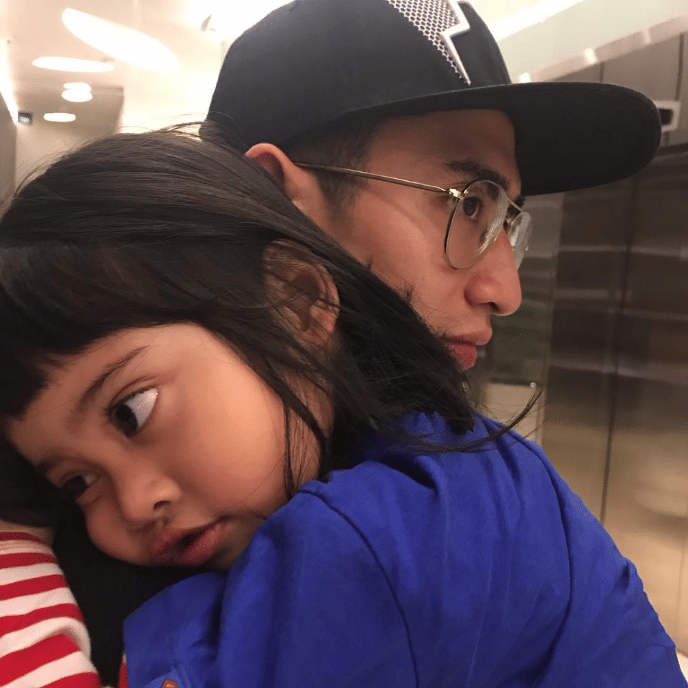 Instagram.com/vaniaathabina24