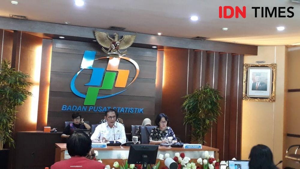 Kepala BPS Suhariyanto memberikan keterangan pers (IDN Times/Indiana Malia)