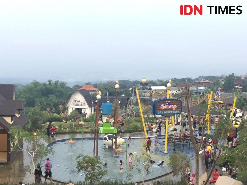 Suasana liburan di Cimory Dairyland, Prigen, Pasuruan, Jawa Timur. IDN Times/Naufal Al Rahman