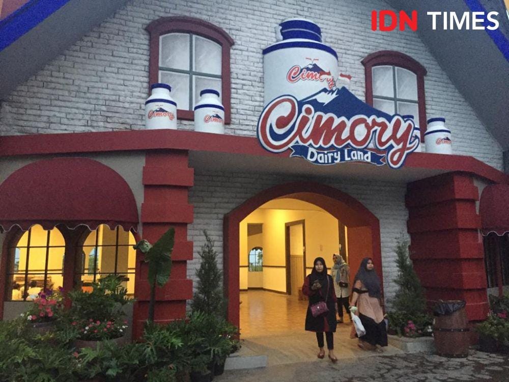 Suasana liburan di Cimory Dairyland, Prigen, Pasuruan, Jawa Timur. IDN Times/Naufal Al Rahman