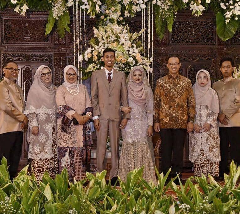 instagram.com/fery.farhati