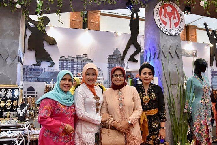 instagram.com/fery.farhati