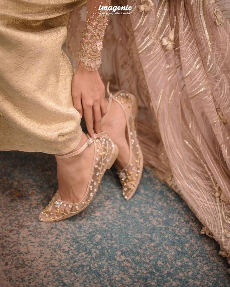 instagram.com/regisbridalshoes