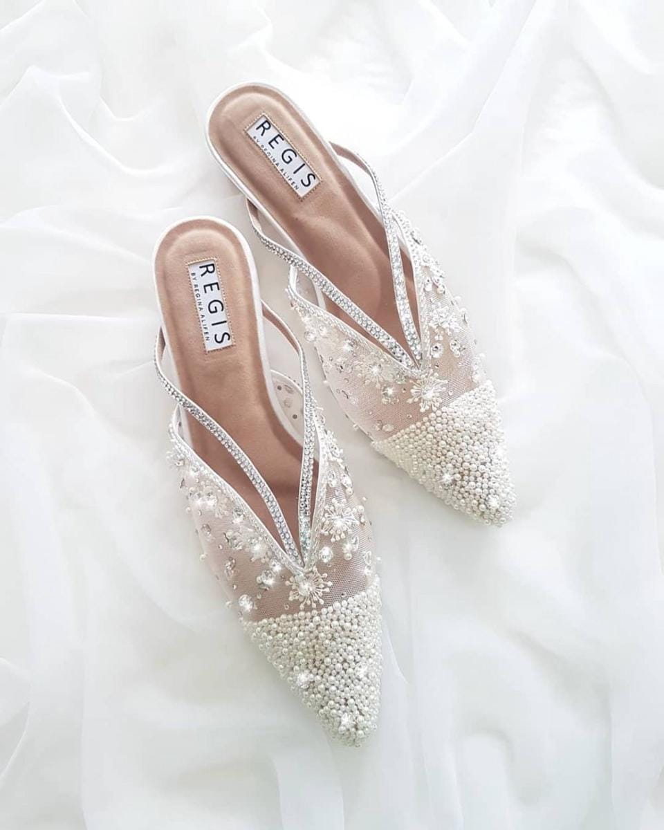 instagram.com/regisbridalshoes