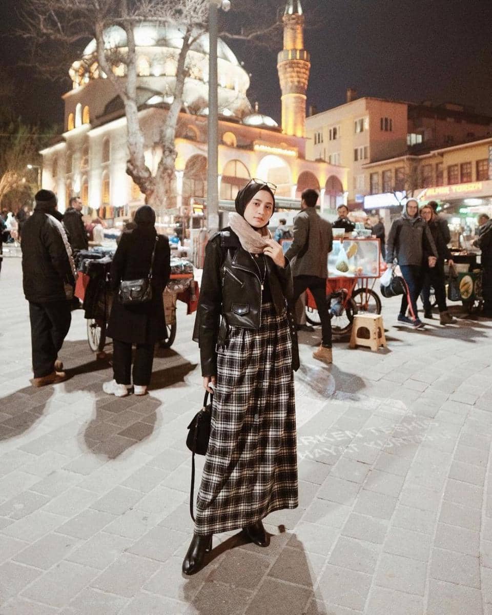 Instagram.com/helminursifah