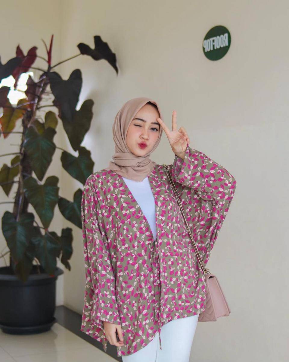 Instagram.com/sin.sr