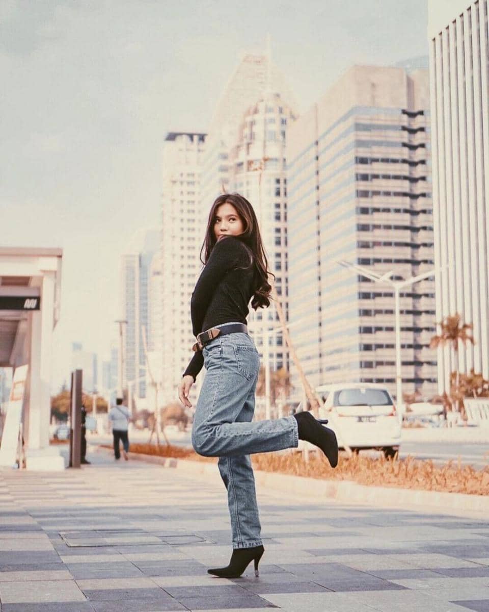 Instagram.com/afifahifah23