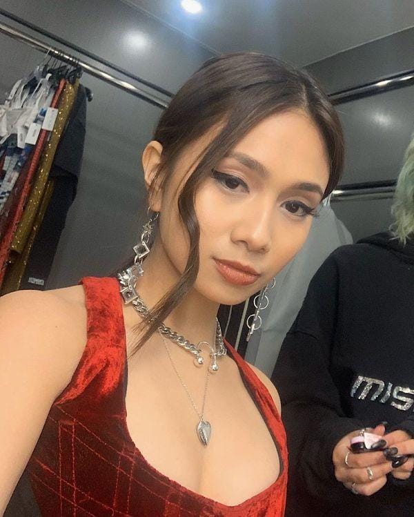 Instagram.com/nikizefanya