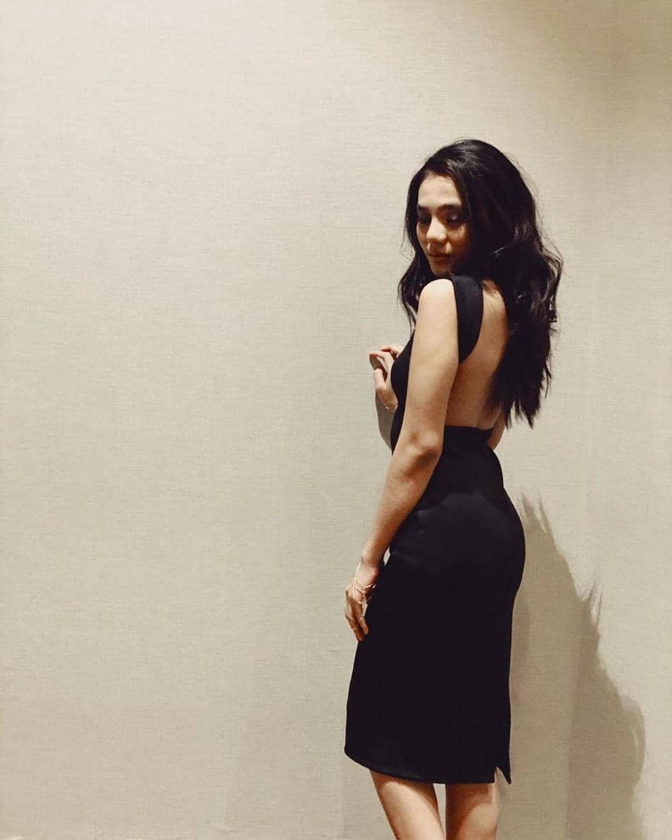 Instagram.com/afifahifah23