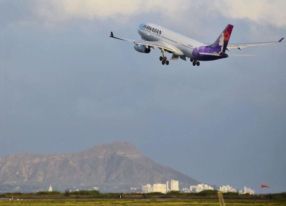 instagram.com/hawaiianairlines