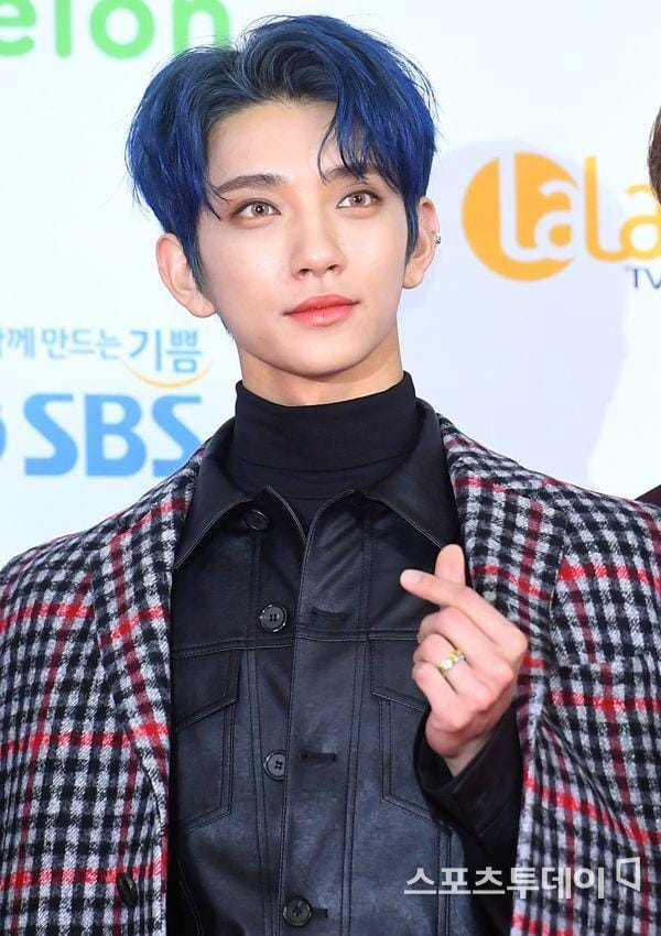 twitter.com/JoshuaHongBr