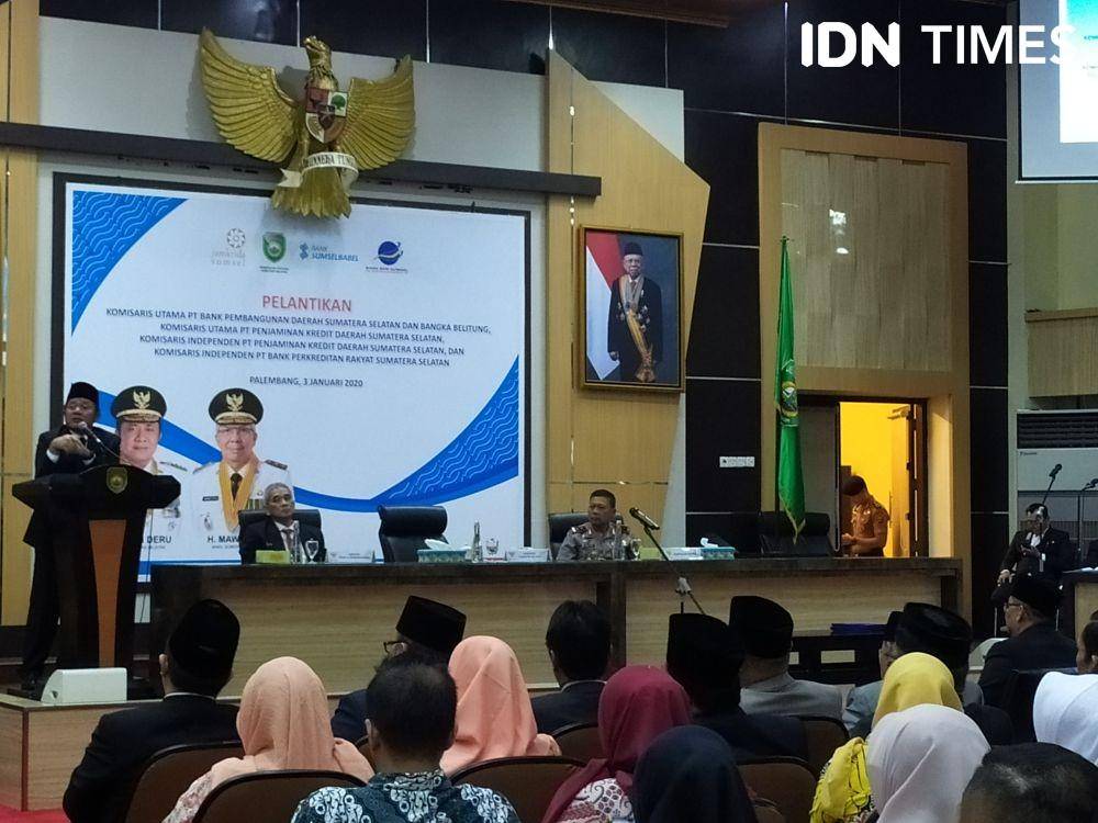 Suasana pelantikan Komisaris Utama (Komut) PT Bank Pembangunan Daerah (BPD) Sumatera Selatan (Sumsel) dan Bangka Belitung (Babel), Eddy Junaidy (IDN Times/Feny Maulia Agustin)