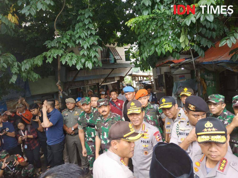 TNI dan Polri (IDN Times/Axel Jo Harianja)