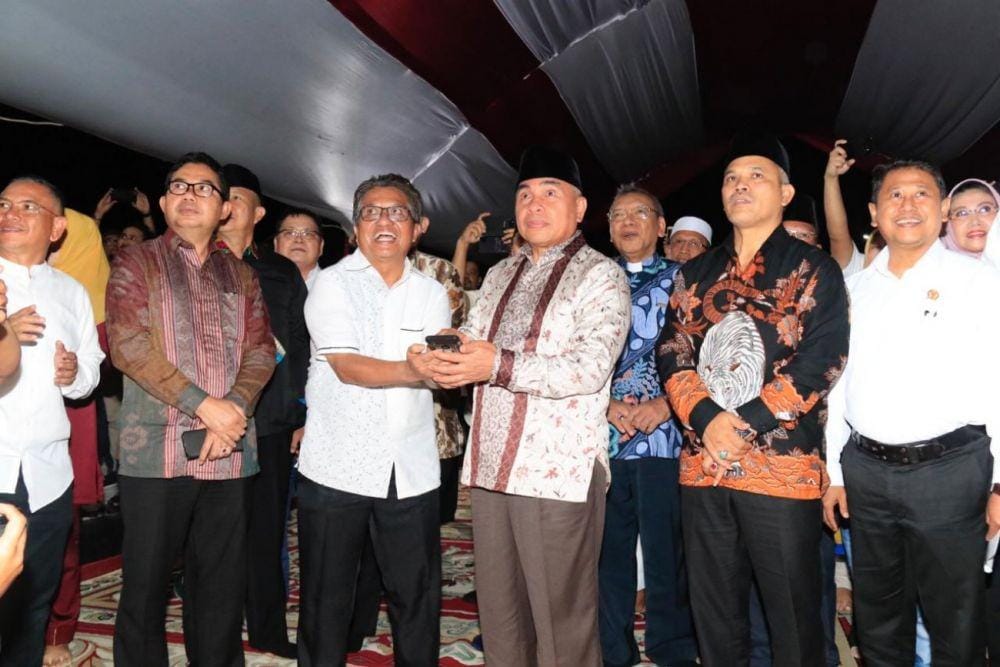 Gubernur Kaltim Isran Noor saat meresmikan Jembatan Mahakam IV Samarinda  (Dok. Biro Humas Pemprov Kaltim)