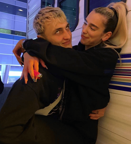 instagram.com/dualipa