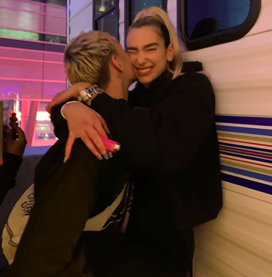 instagram.com/dualipa