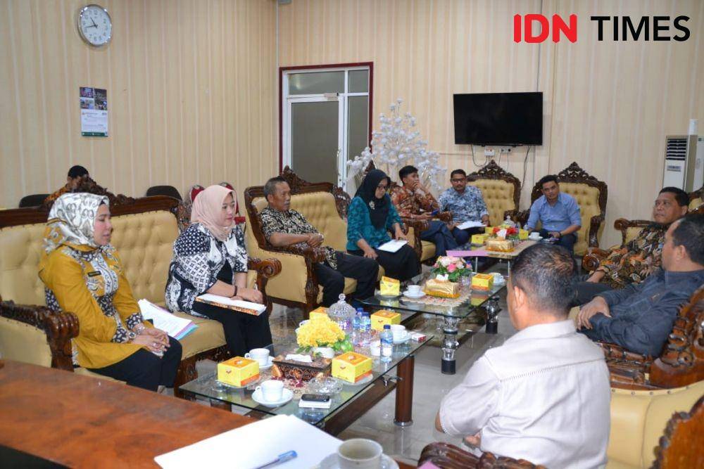 Pimpinan DPRD Langkat berkoordinasi soal hari jadi Langkat (IDN Times/Bambang Suhandoko)