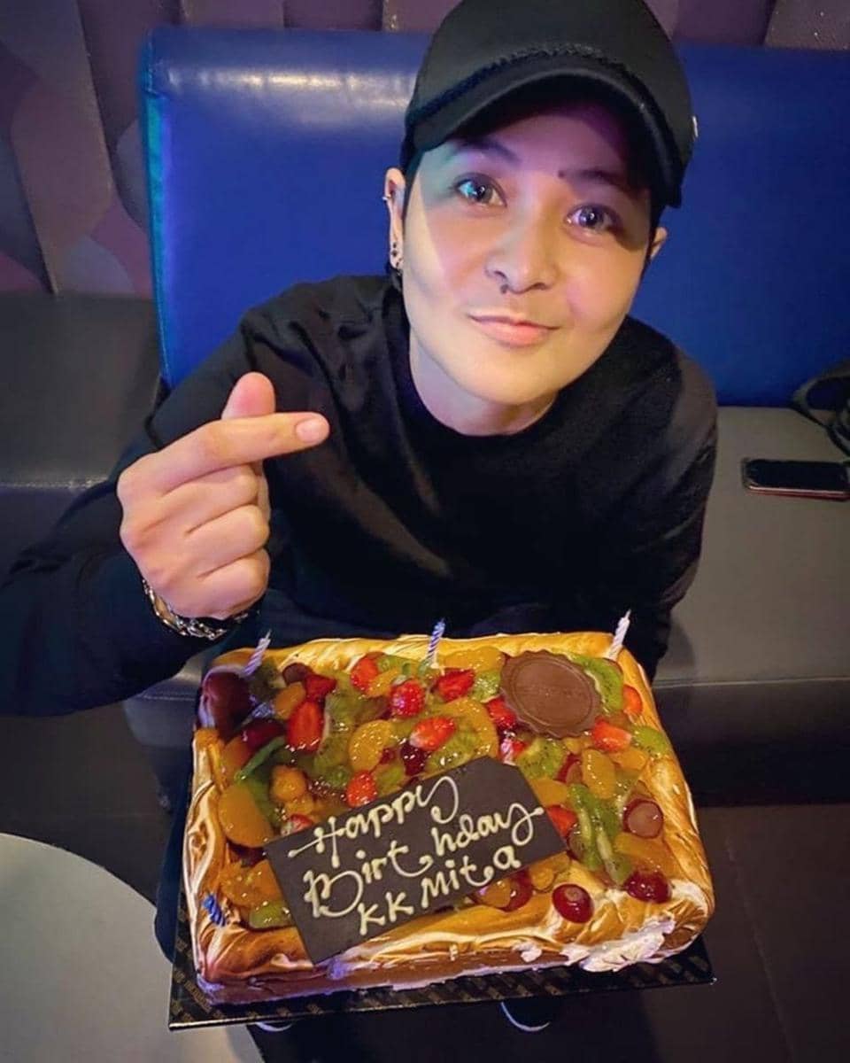 Instagram.com/mitathevirgin/