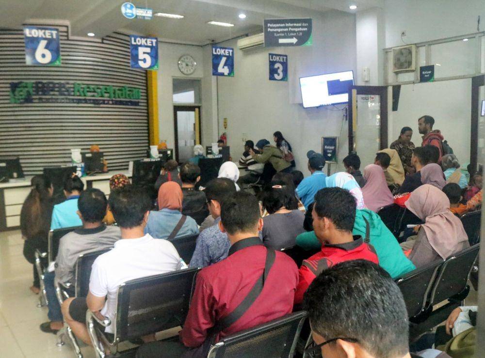 Banyak masyarakat mengajukan turun kelas karena iuran BPJS meningkat. IDN Times/ Alfi Ramadana
