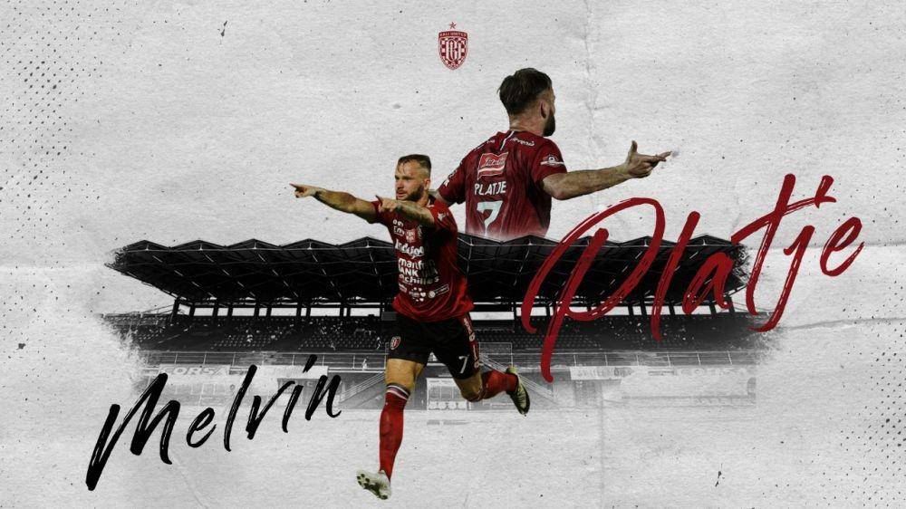 Melvin Platje resmi bertahan bersama Bali United. Twitter/@BaliUtd