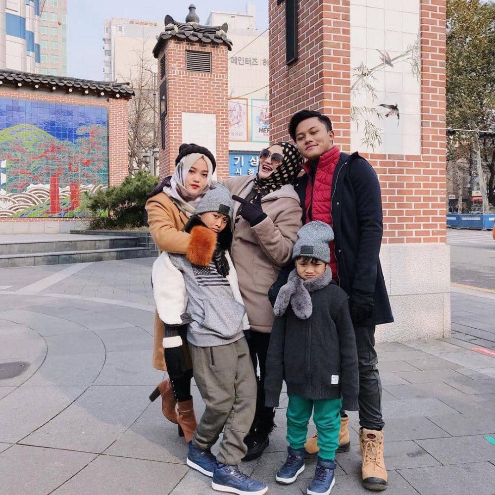 Instagram/putridelinaa