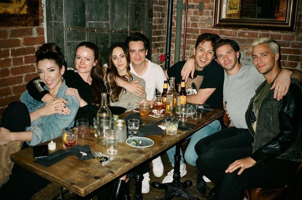 instagram.com/sarahurie