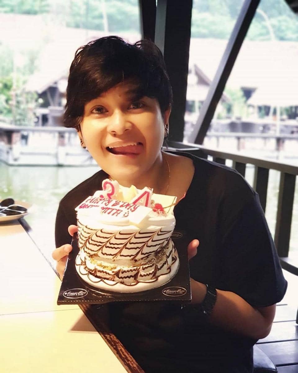 Instagram.com/mitathevirgin/