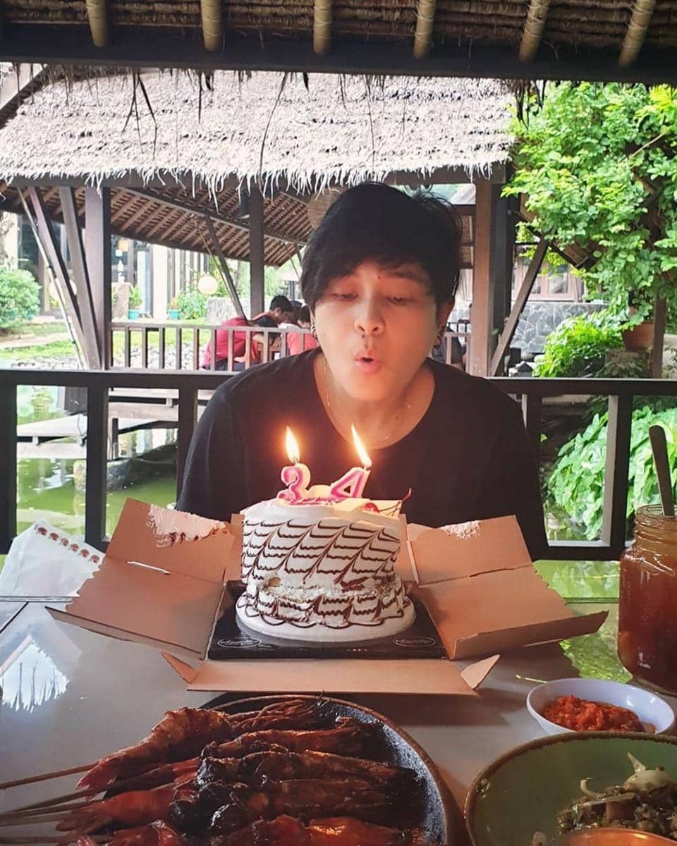 Instagram.com/mitathevirgin/