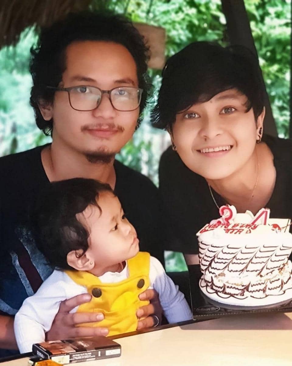 Instagram.com/mitathevirgin/