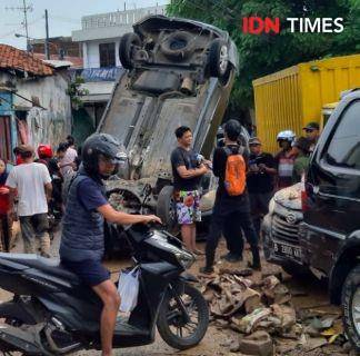 Banjir di Perumahan Pondok Gede Permai (IDN Times/Fitang Budhi Aditia)