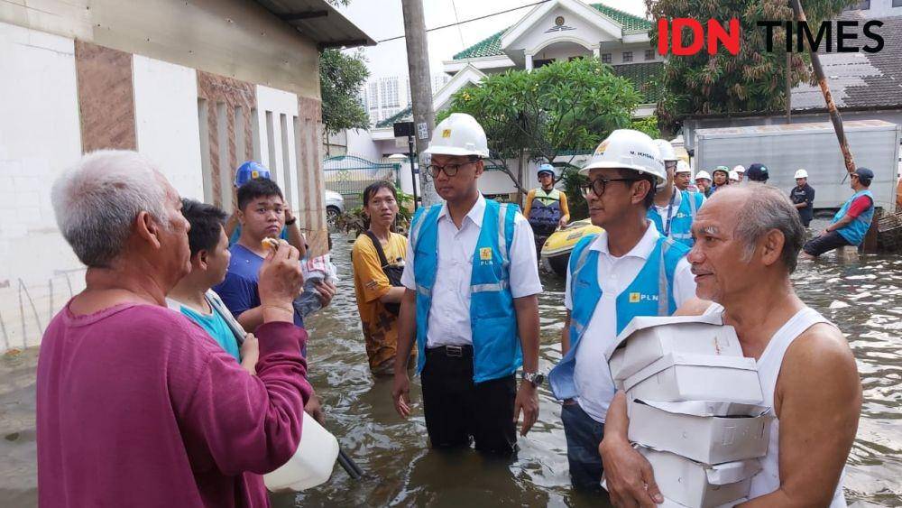 PLN Inspeksi Gardu Terdampak Banjir di Jabodetabek dan Banten. (Dok. PT PLN)