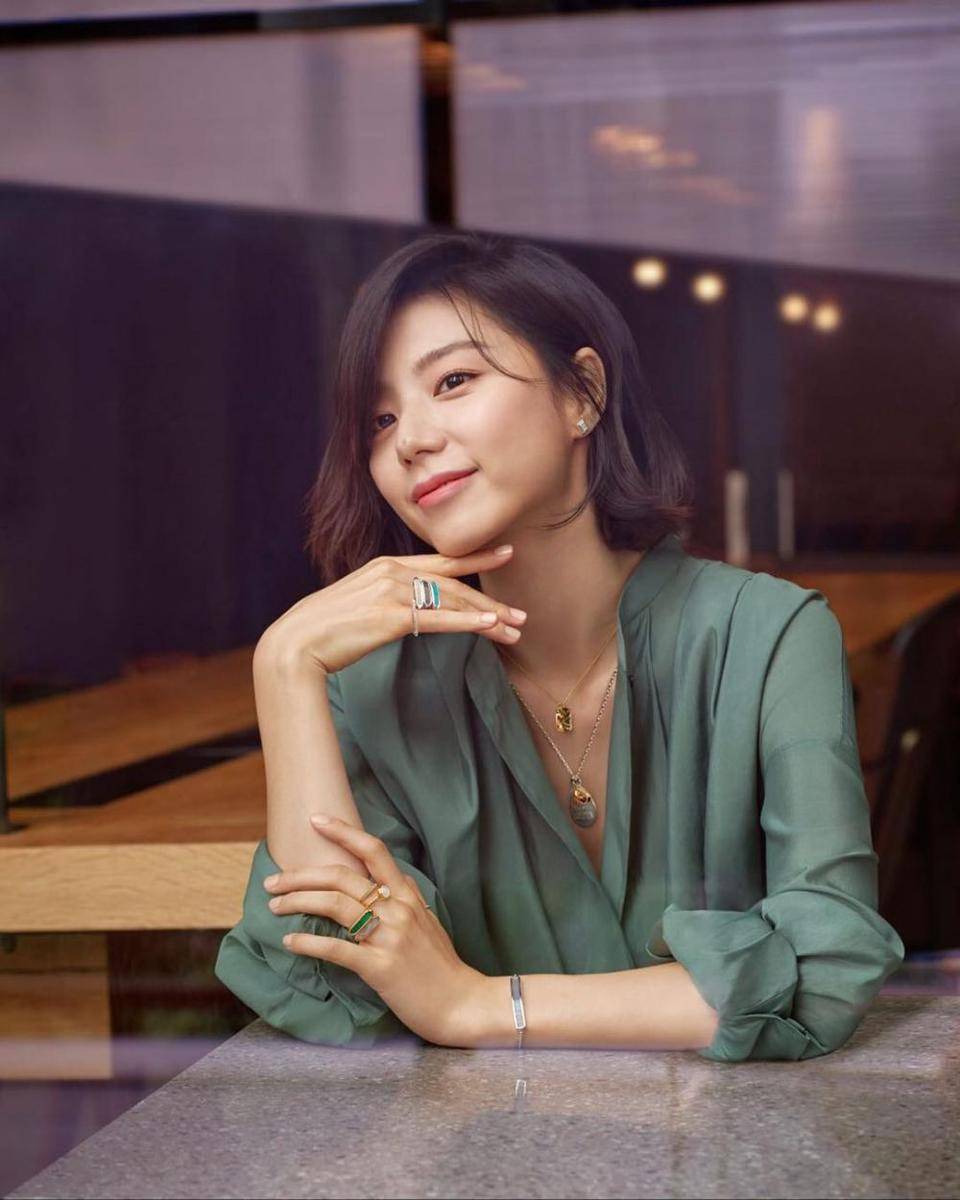 instagram.com/ssujining