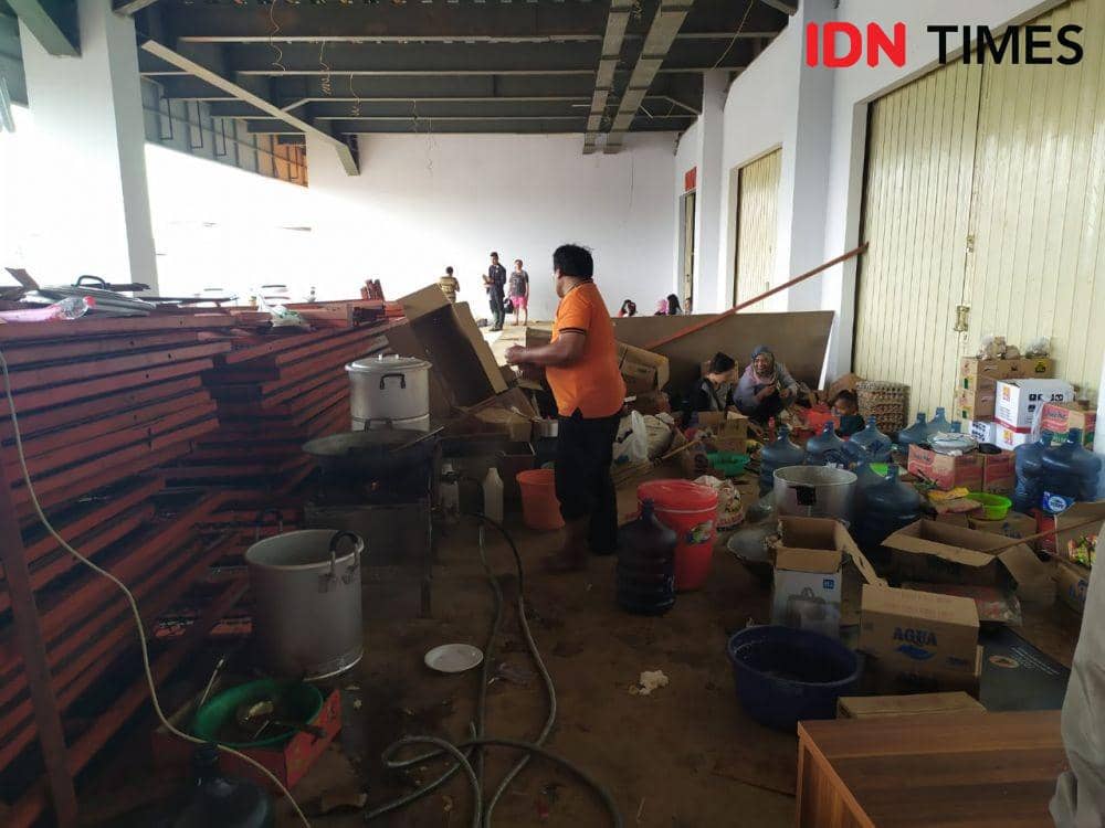 (Gudang BNPB untuk pengungsi banjir) IDN Times/Aldzah Fatimah Aditya
