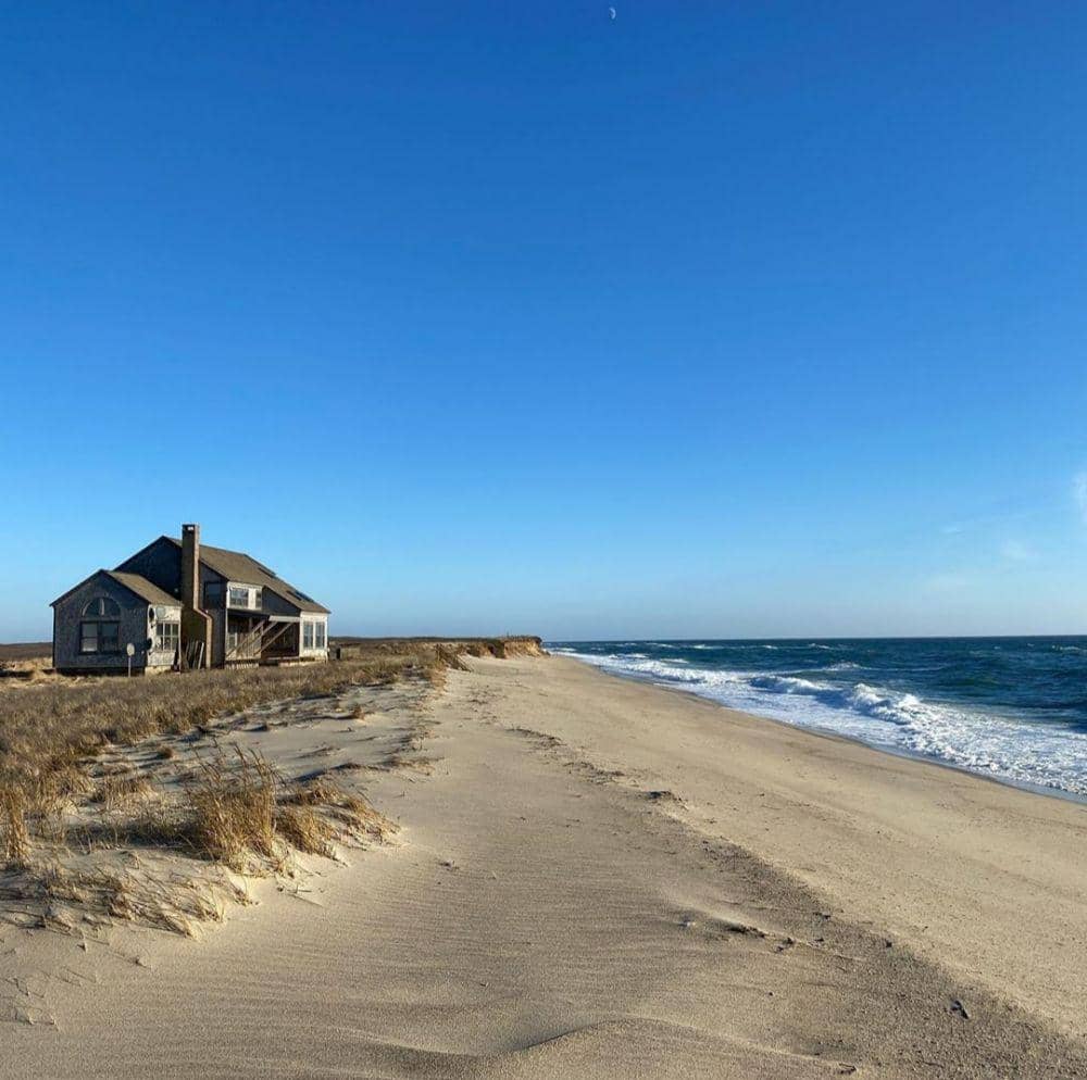 Instagram.com/dougdemuro