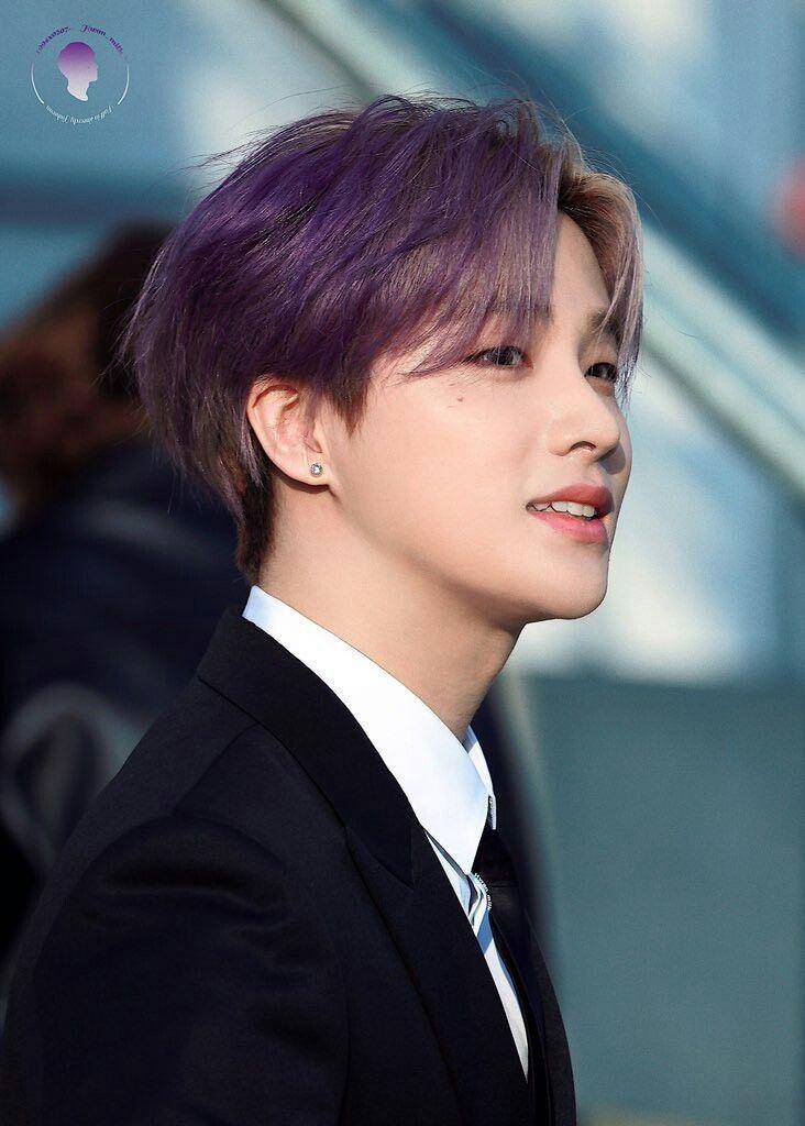 twitter.com/iKONXPICTURE