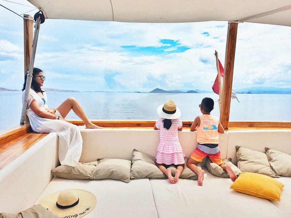 instagram.com/therealdisastr