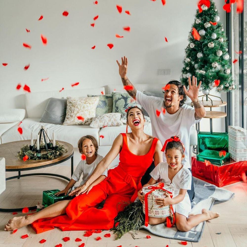 instagram.com/jenniferbachdim