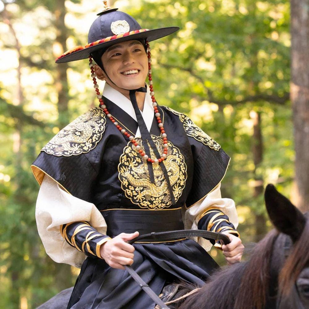 instagram.com/mingue.k