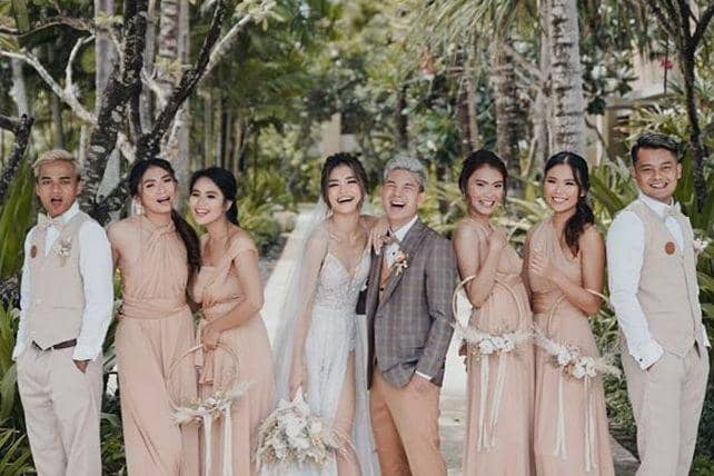 instagram.com/thebridebestfriend