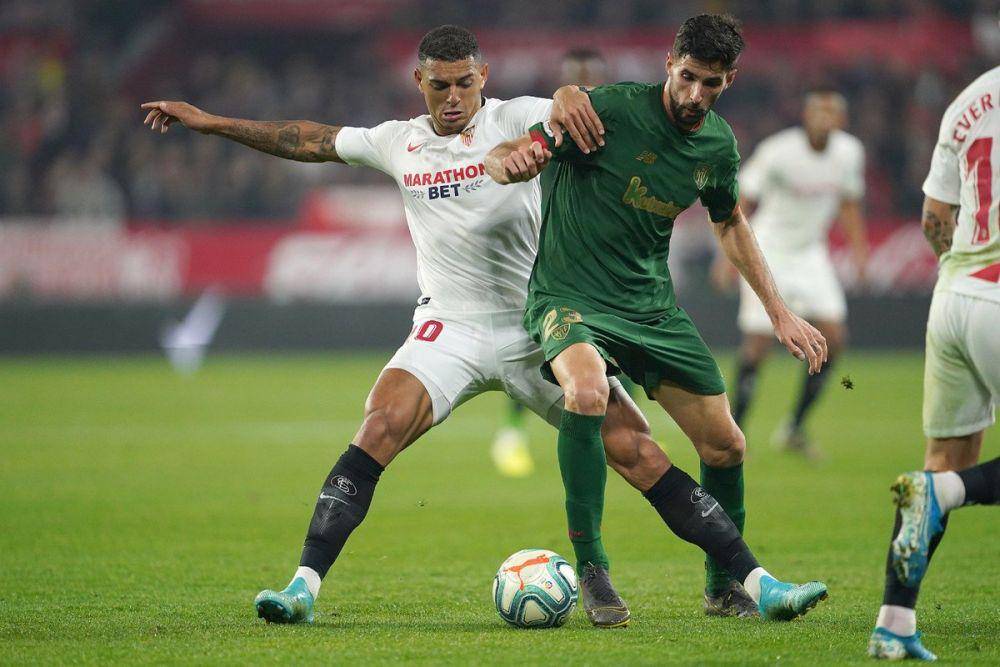 twitter.com/SevillaFC