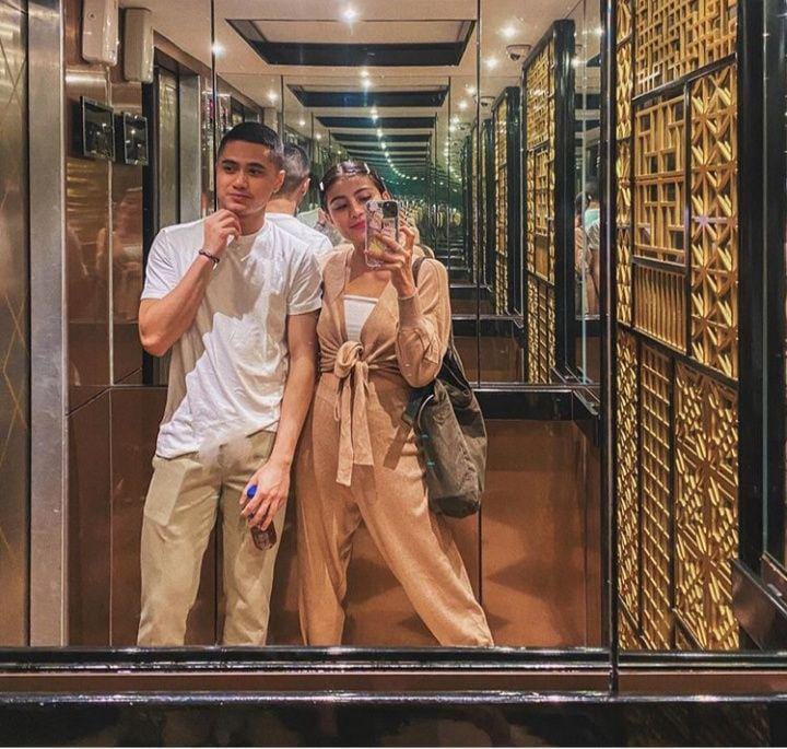 instagram.com/awkarin