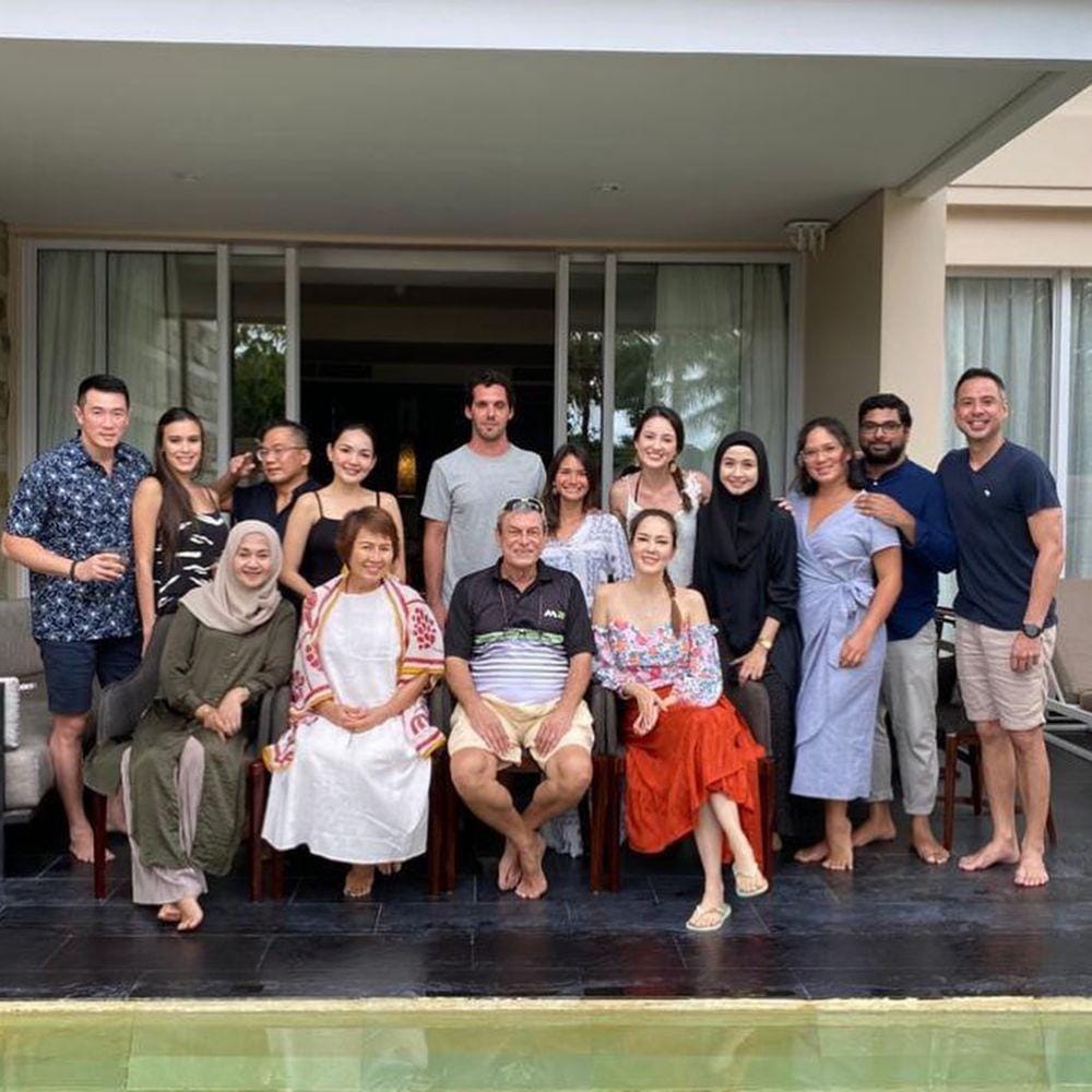 Instagram.com/julstelle/