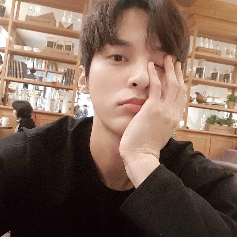 instagram.com/@yoonsxx