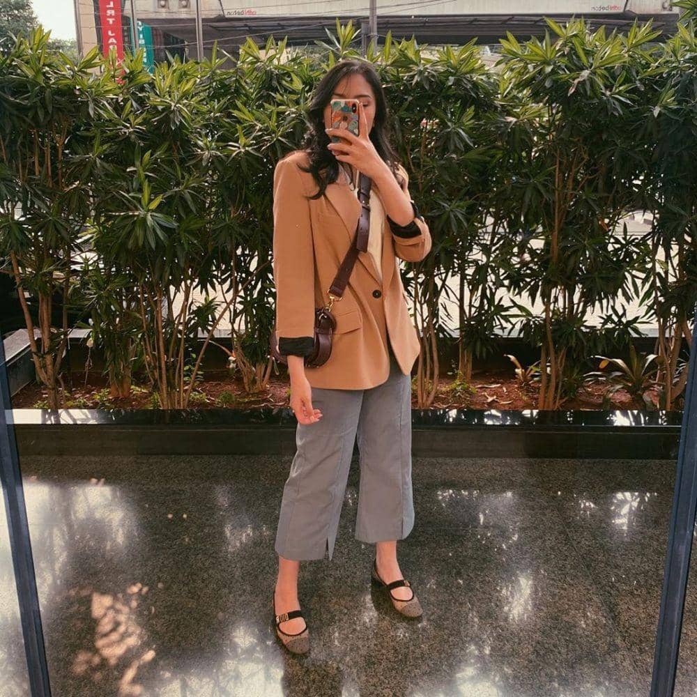 instagram.com/putri_tanjung