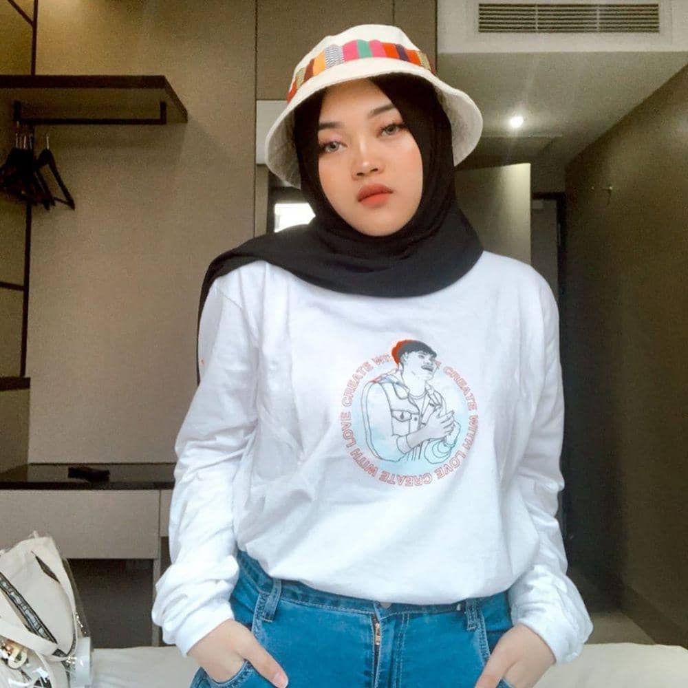 Instagram.com/putridelinaa