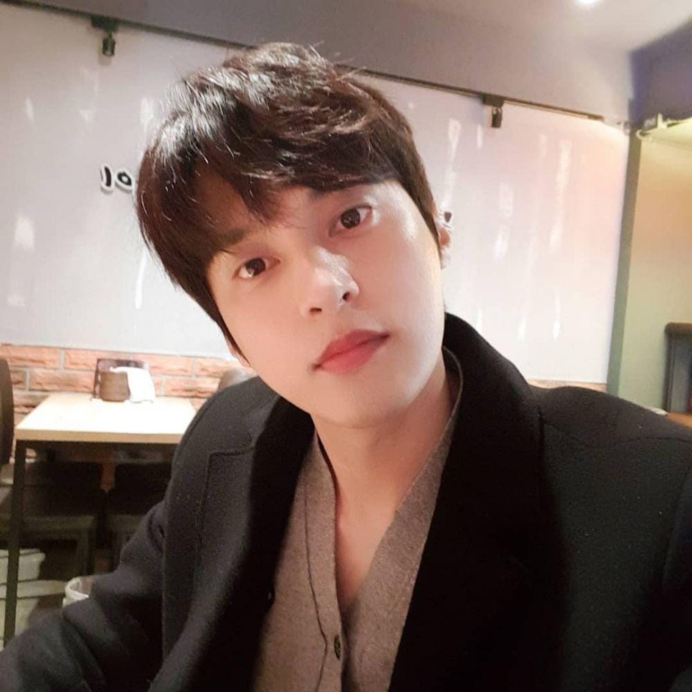 instagram.com/@yoonsxx